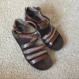 Zip up strapped sandals